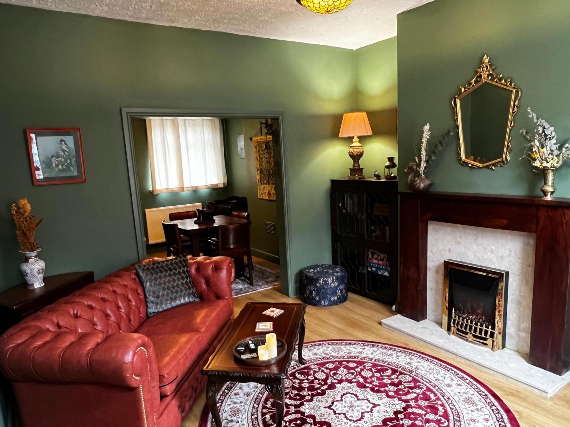 Robin'S Hollow: 2Bd Home Near Wrexham Afc Exteriér fotografie